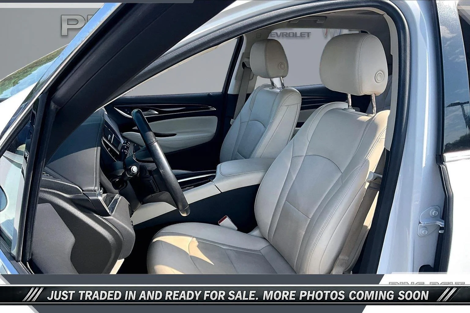 Used 2022 Summit White Buick Premium image 18