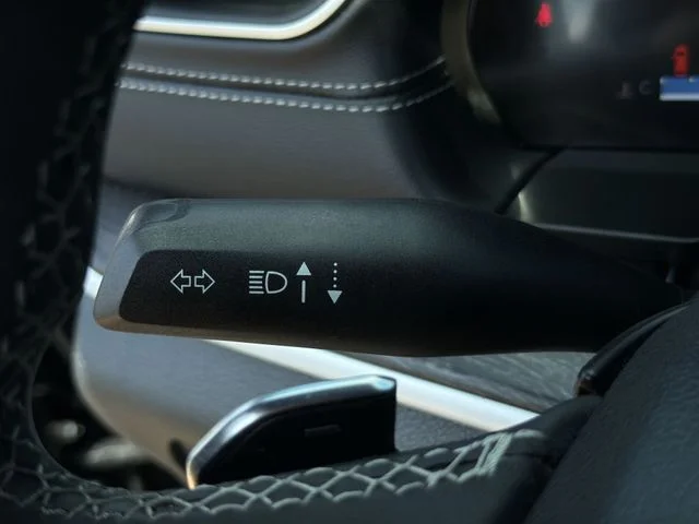 Used 2025 Black Jeep Limited image 22