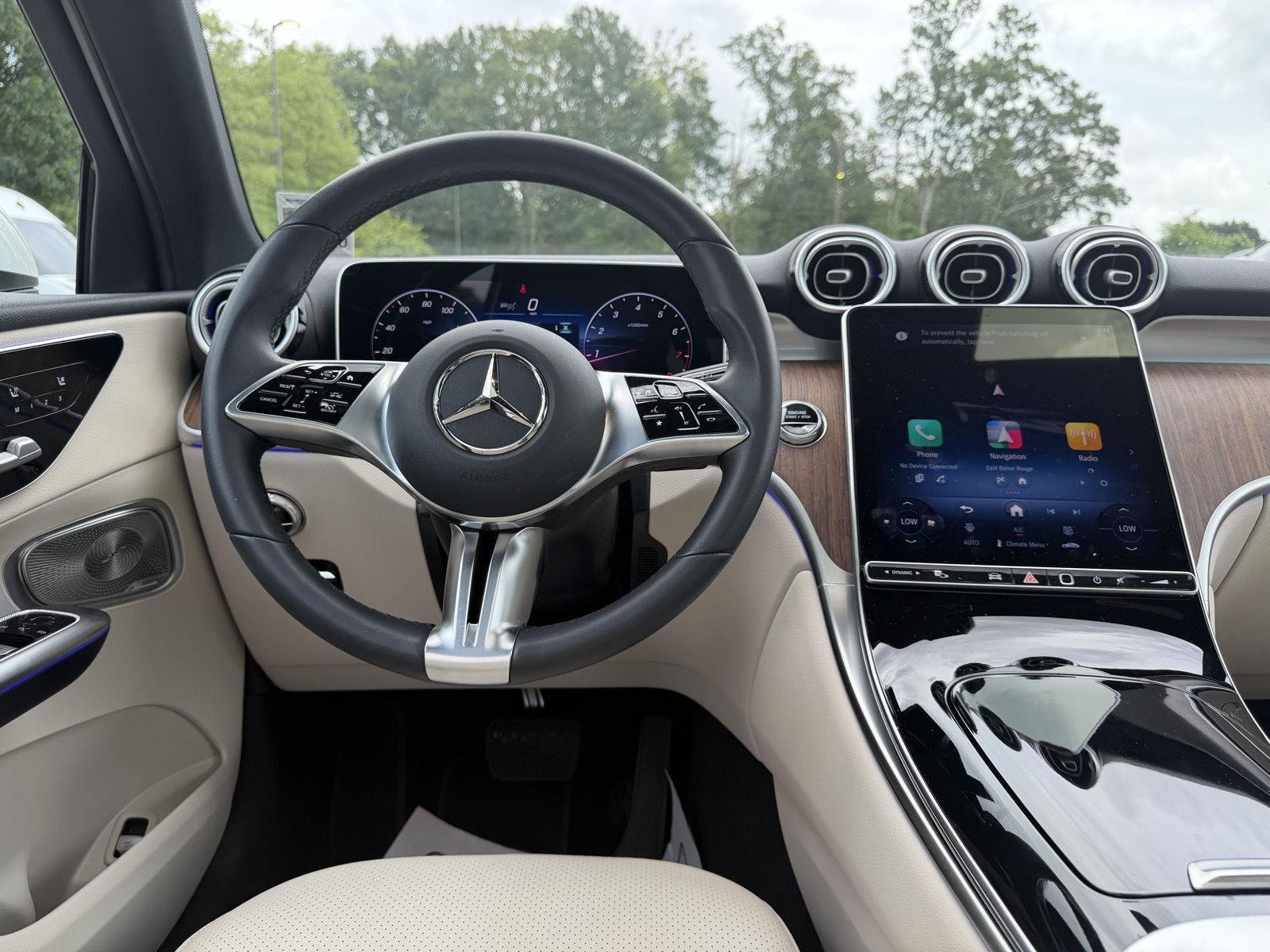 Certified Used 2026 Polar White Mercedes-Benz GLC 300 image 19