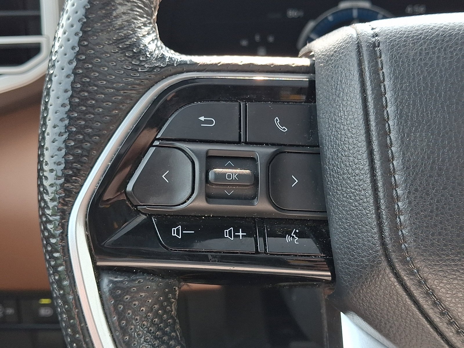 Used 2024 Smoked Mesquite Toyota 1794 Edition Hybrid image 24