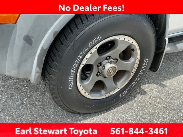 Used 2004 Silver Nissan SE image 45