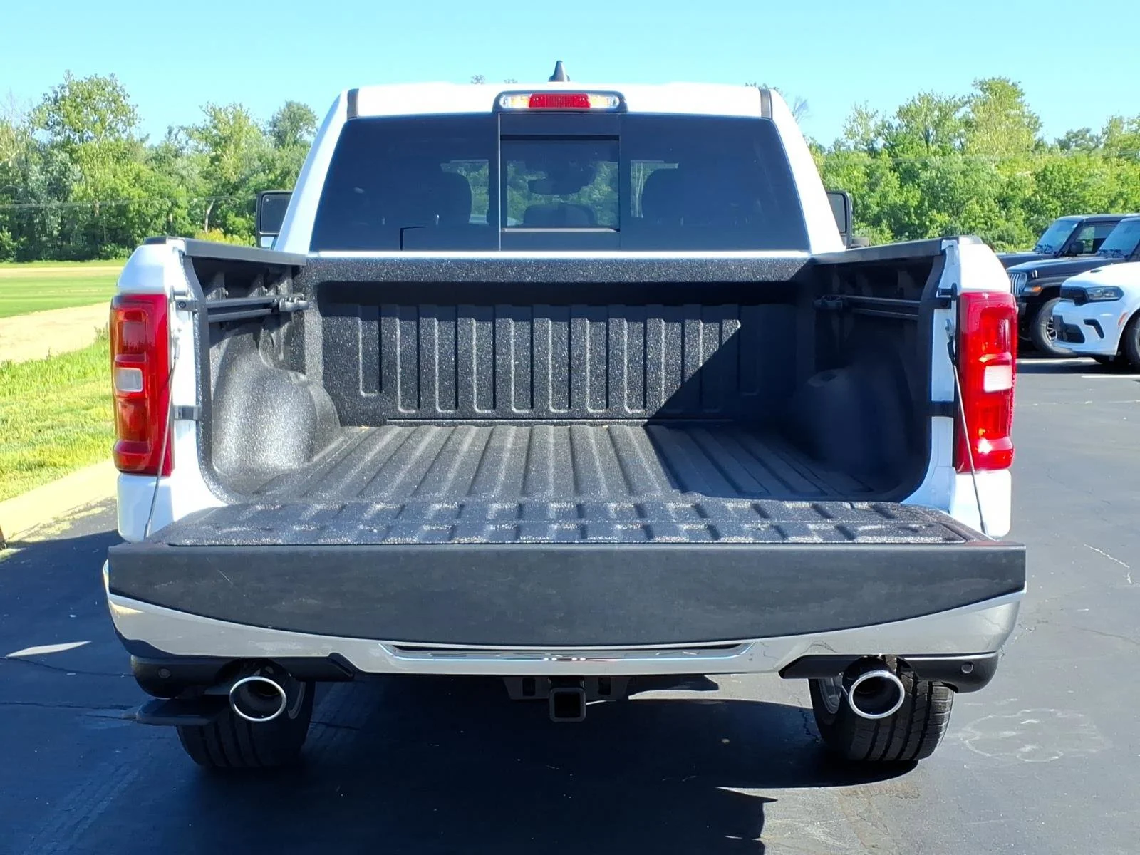 New 2026 Bright White Clearcoat Ram Big Horn image 18