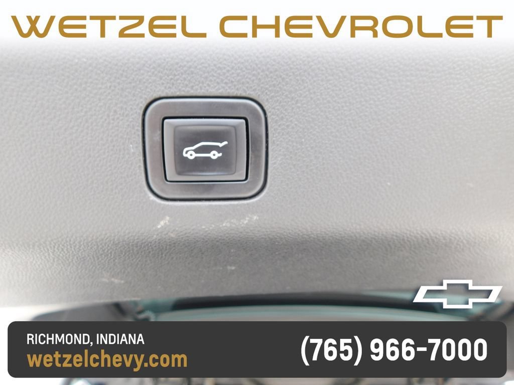 2022 Chevrolet Suburban RST - Photo 27