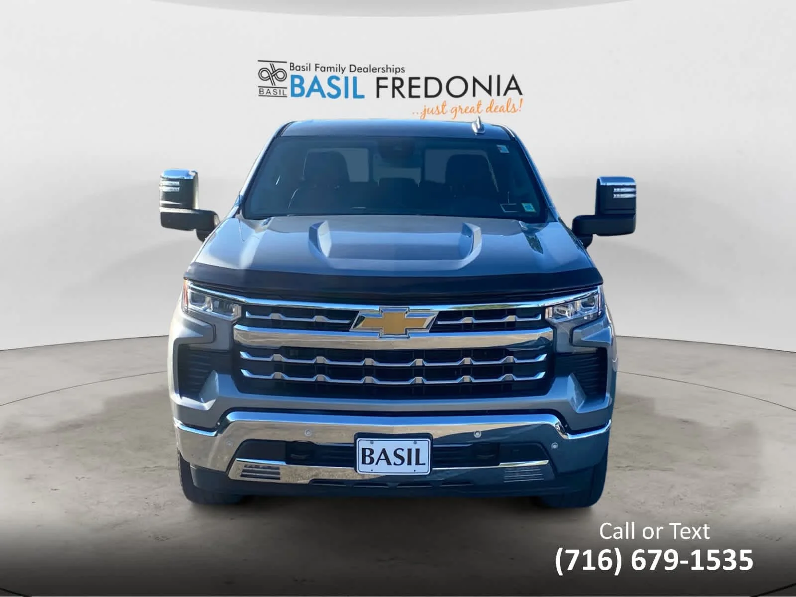 Used 2024 Sterling Gray Metallic Chevrolet LTZ image 12
