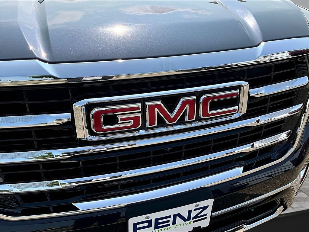 New 2026 Titanium Rush Metallic GMC Elevation image 37