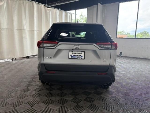 Used 2021 Silver Sky Metallic Toyota XLE image 9