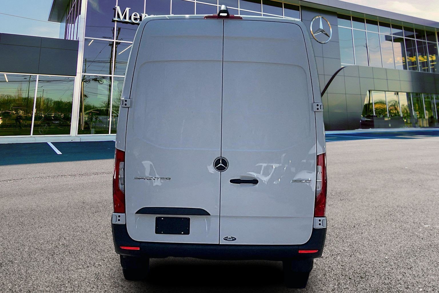 New 2025 Arctic White Mercedes-Benz Cargo 170 WB image 13