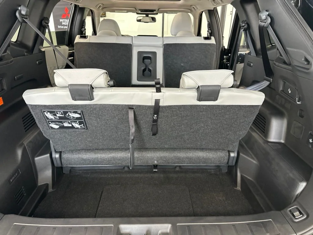 2025 Mitsubishi Outlander Plug-in Hybrid Platinum Edition - Photo 26