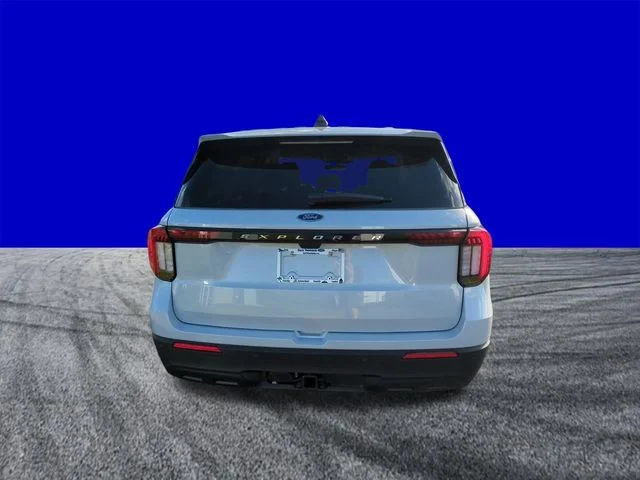 New 2026 Space White Metallic Ford Active 100A image 5