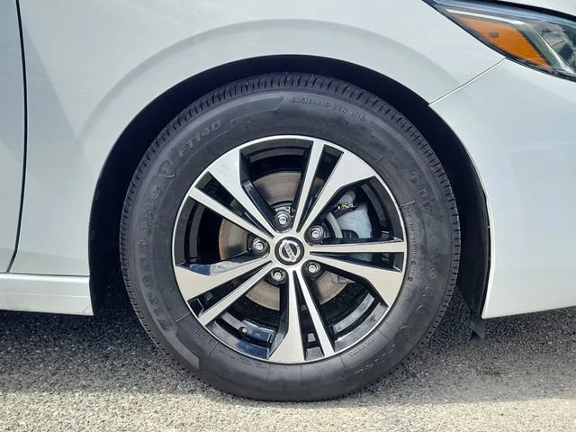 2022 Nissan Sentra SV - Photo 6