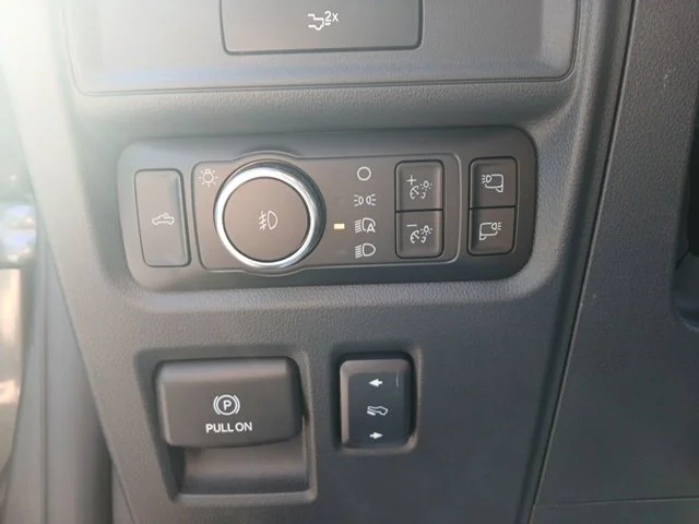 New 2026 Carbonized Gray Metallic Ford Lariat® image 22