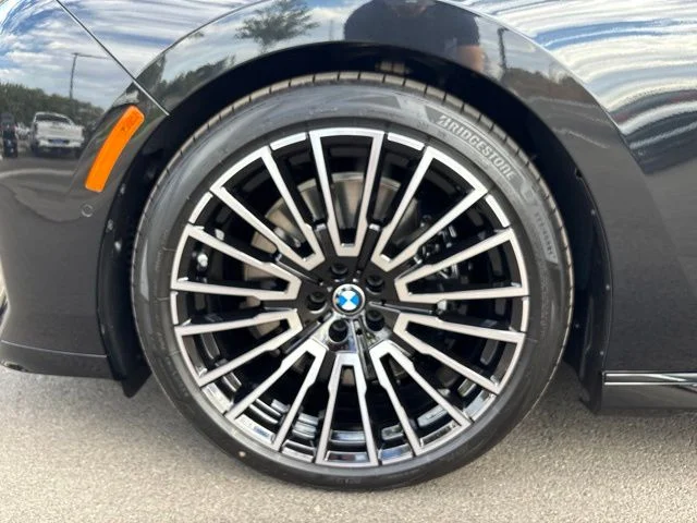 New 2027 Black Sapphire Metallic BMW  image 19