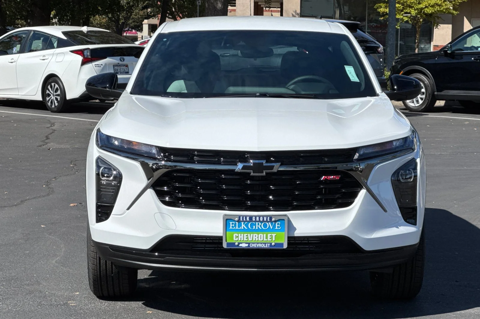 New 2026 Summit White Chevrolet 1RS image 8