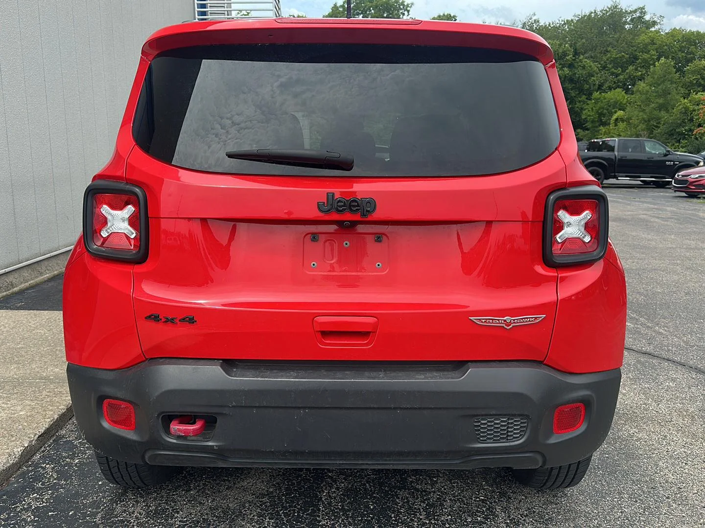 Used 2023 Colorado Red Clearcoat Jeep Trailhawk image 6