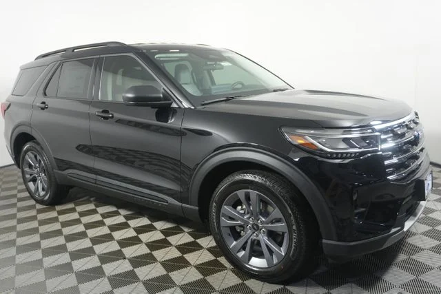 New 2026 Agate Black Metallic Ford Active image 1
