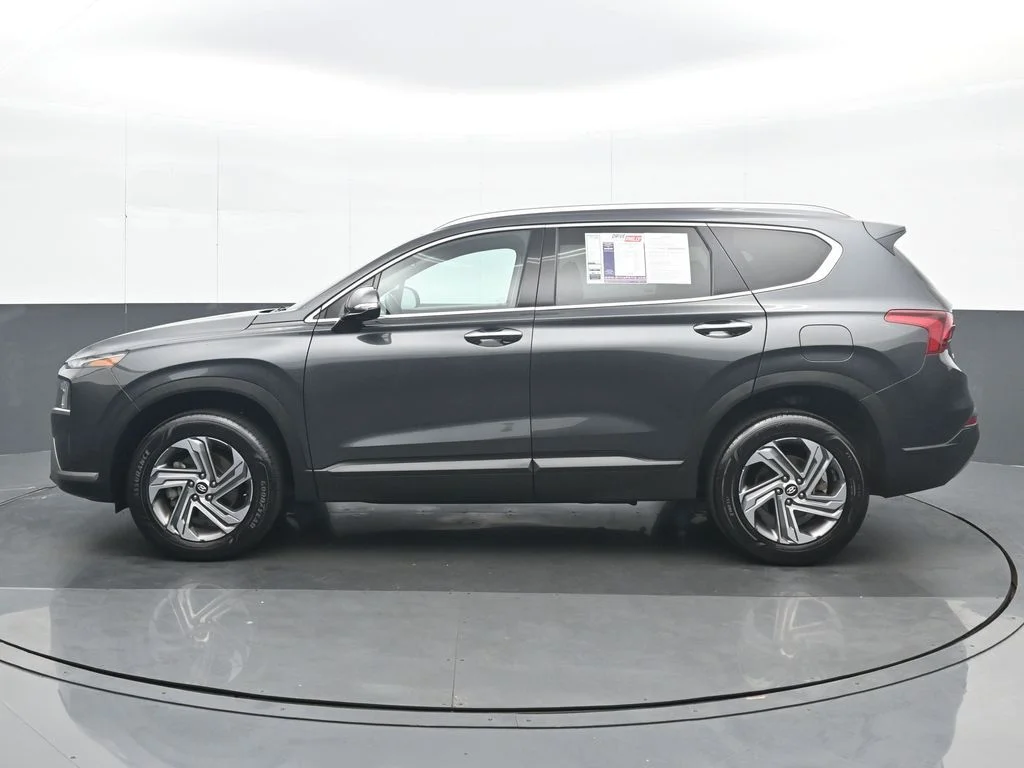 Used 2023 Gray Hyundai SEL image 3