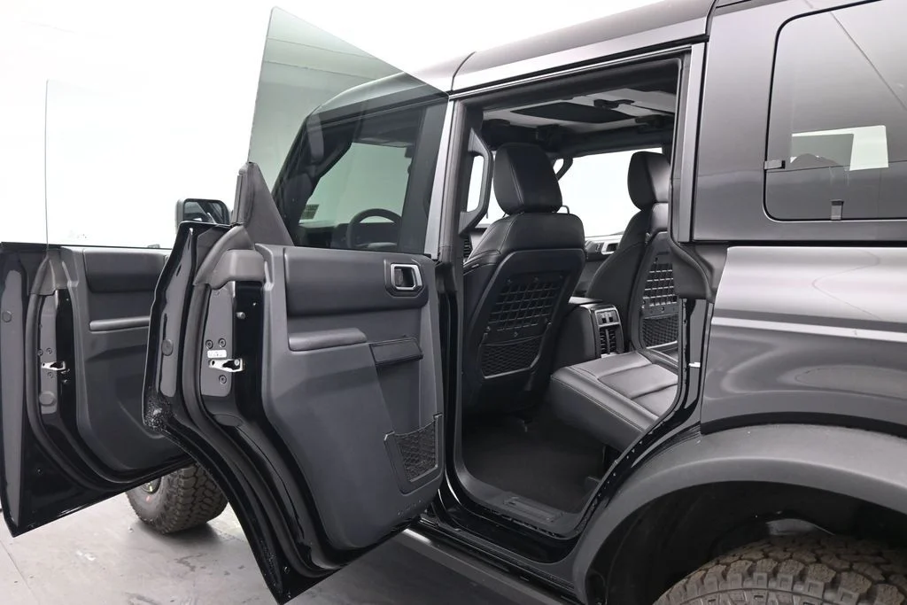 New 2026 Shadow Black Ford Badlands image 19