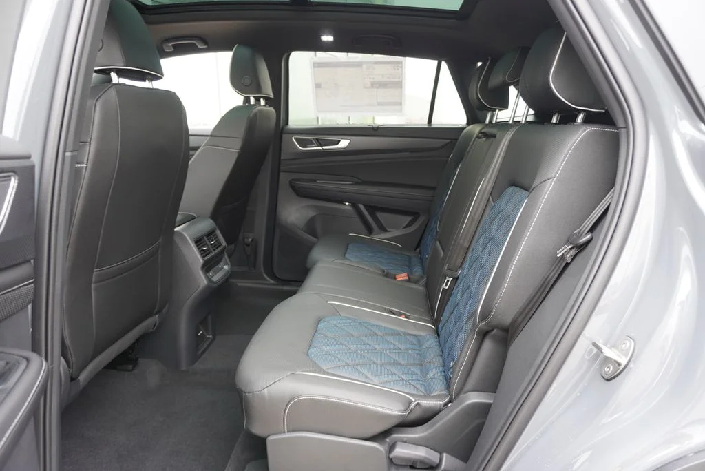 New 2026 Gray Volkswagen 2.0T SEL Premium R-Line image 11