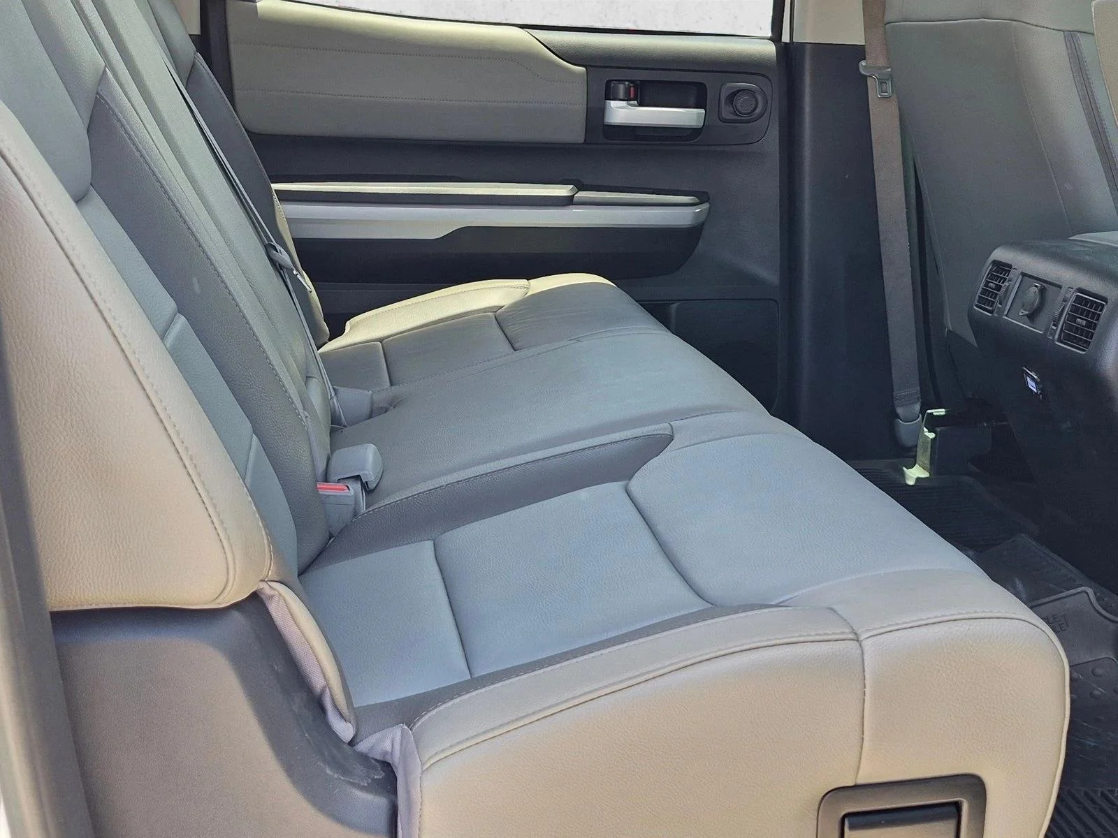 Used 2018 Super White Toyota Limited image 17