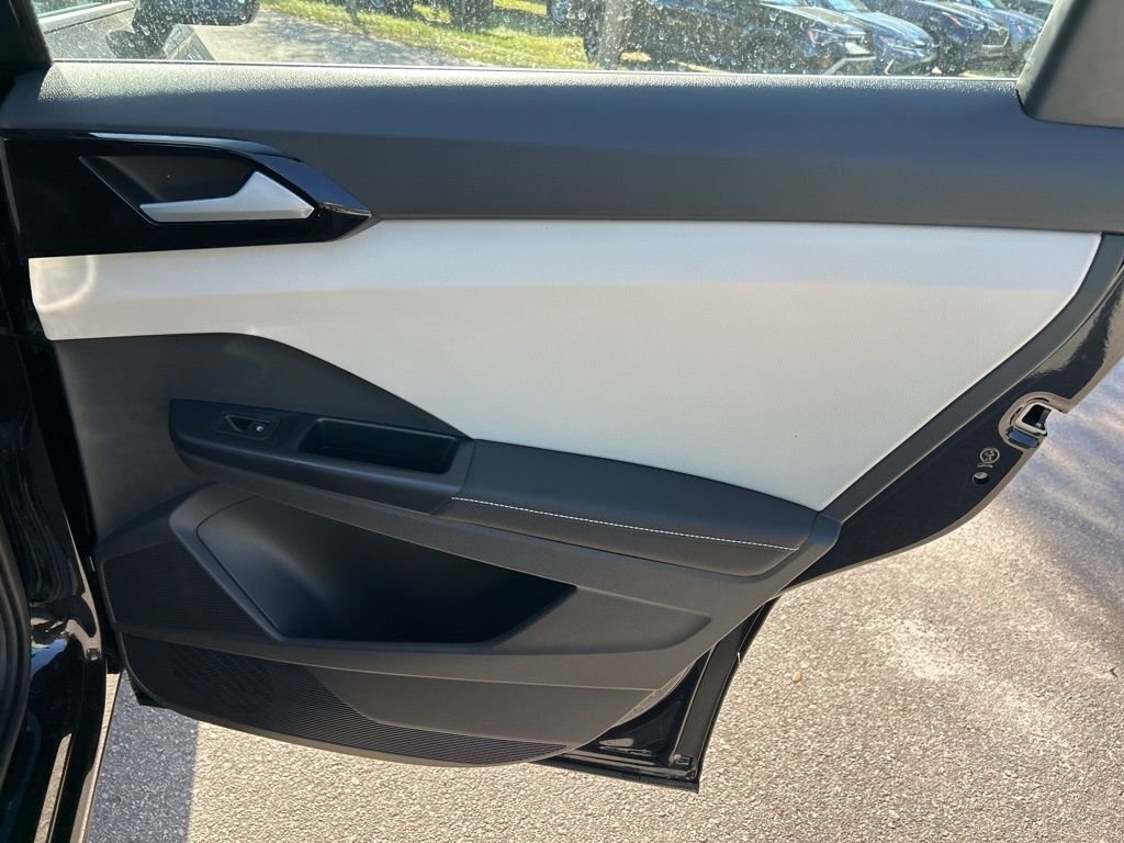 New 2026 Black Volkswagen 1.5T S image 45