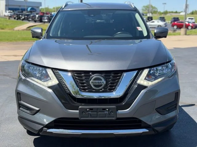 Used 2020 Nissan Rogue SV with VIN JN8AT2MTXLW017714 for sale in Augusta, KS