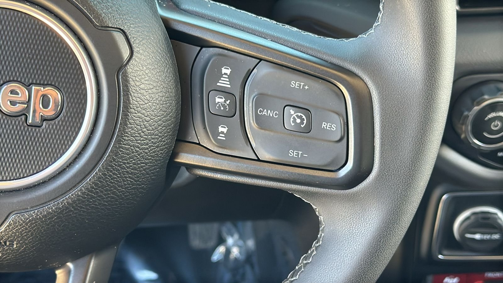 Used 2025 Red Jeep Rubicon image 26