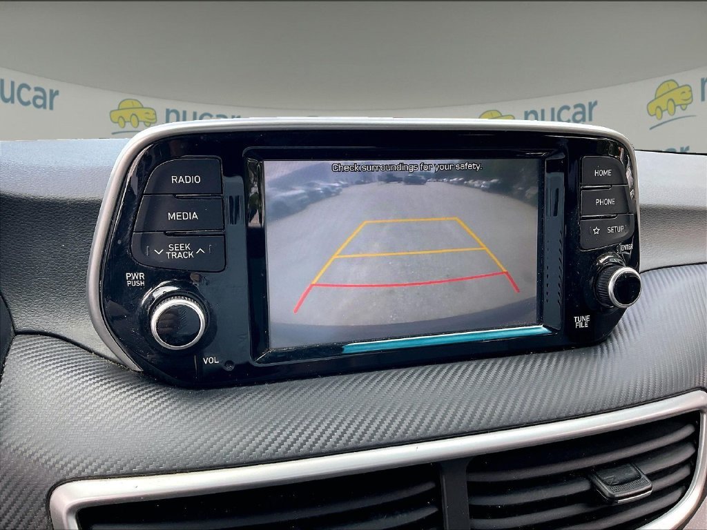 Used 2019 Black Noir Pearl Hyundai SE image 18