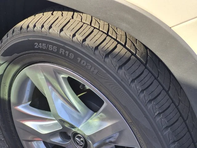 Used 2016 Blizzard Pearl Toyota Limited Platinum V6 image 4
