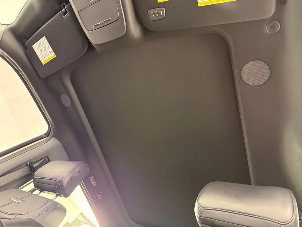 Used 2025 White Ford Platinum image 31