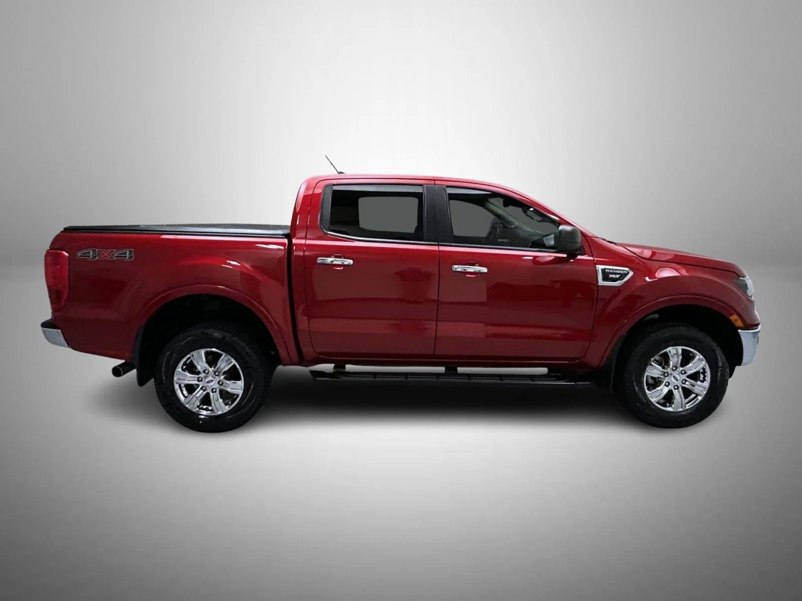 Used 2020 Red Ford XLT image 4