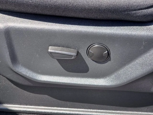 Used 2024 White Ford XLT image 17