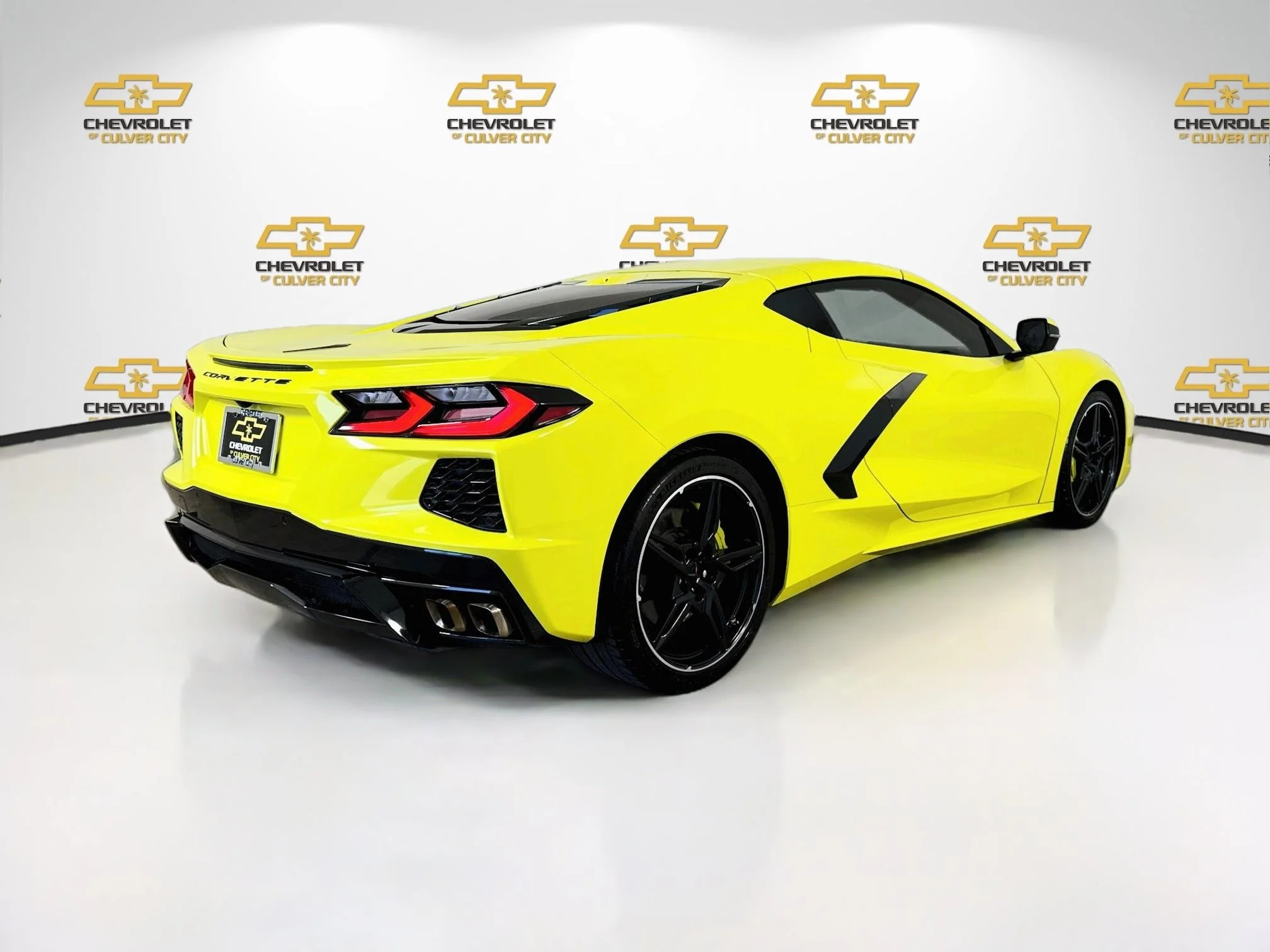 Used 2023 ACCELERATE YELLOW METALLIC Chevrolet 3LT image 8
