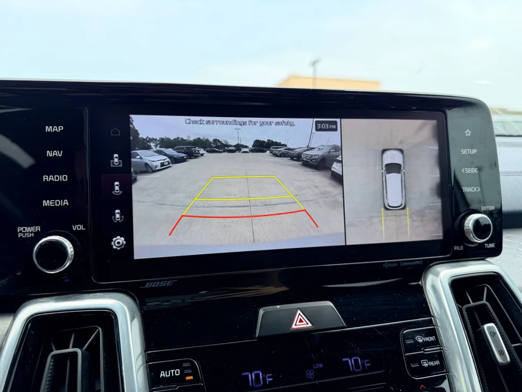 Used 2023 Silky Silver Kia SX Prestige image 19