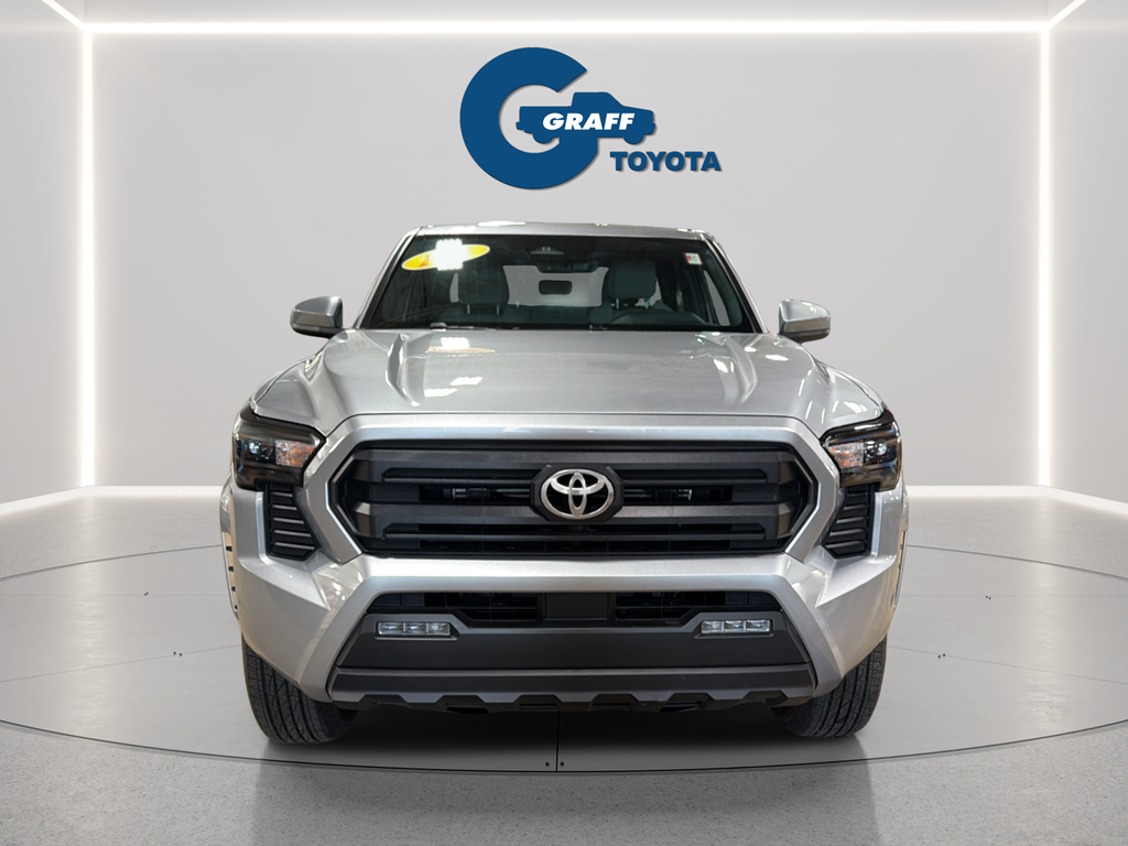 Used 2025 Silver Toyota SR5 image 2