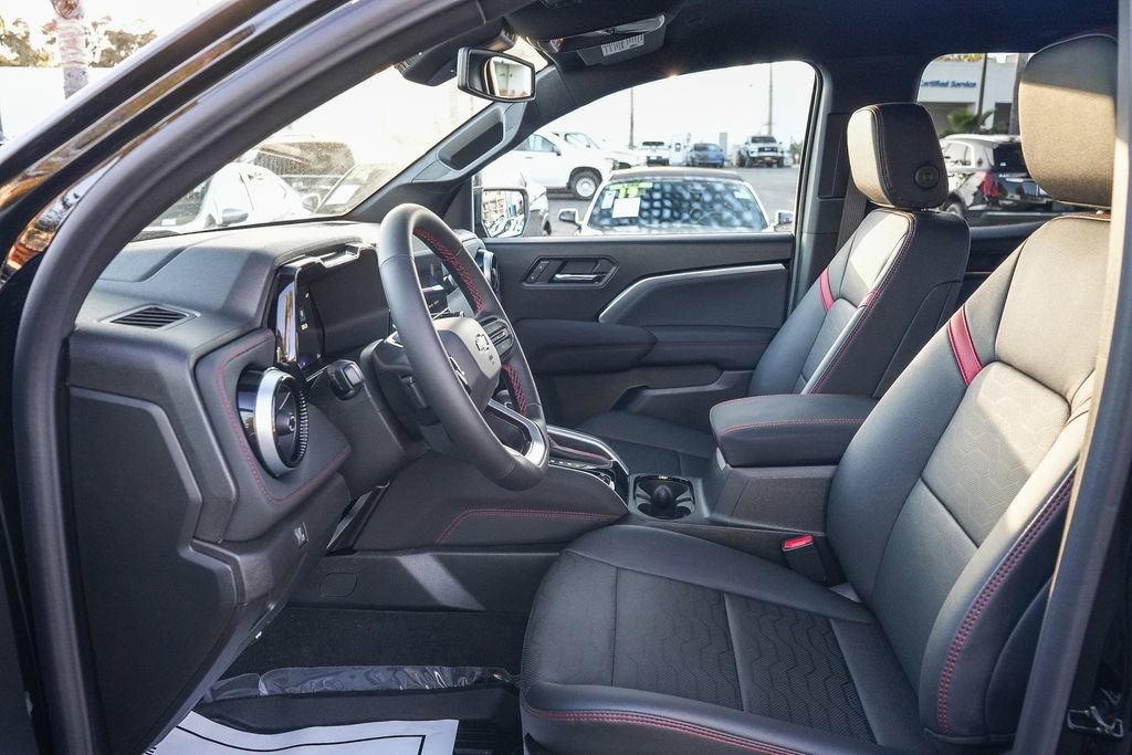 2026 Chevrolet Colorado Z71 - Photo 16