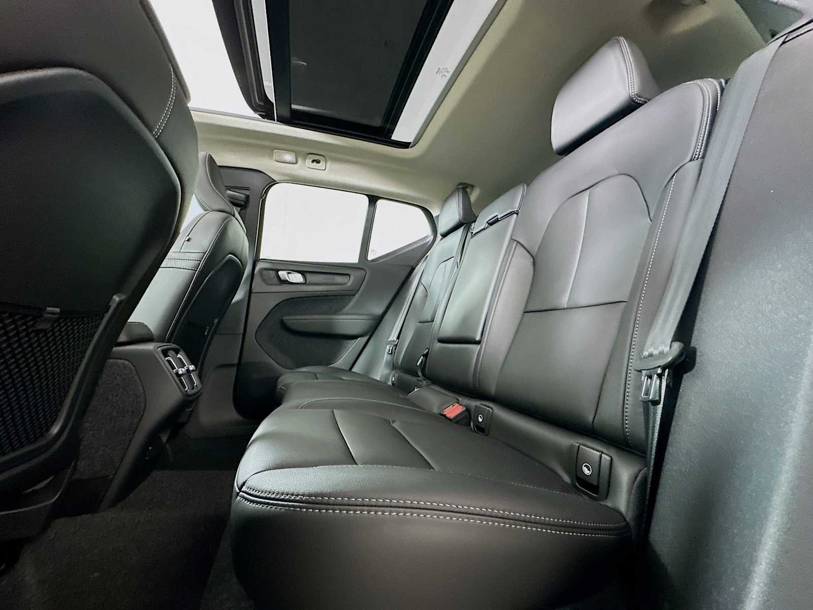 New 2026 Crystal White Volvo Core image 22