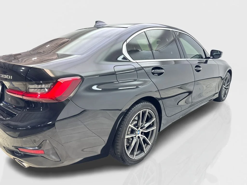 Used 2021 Black BMW 330i xDrive image 13