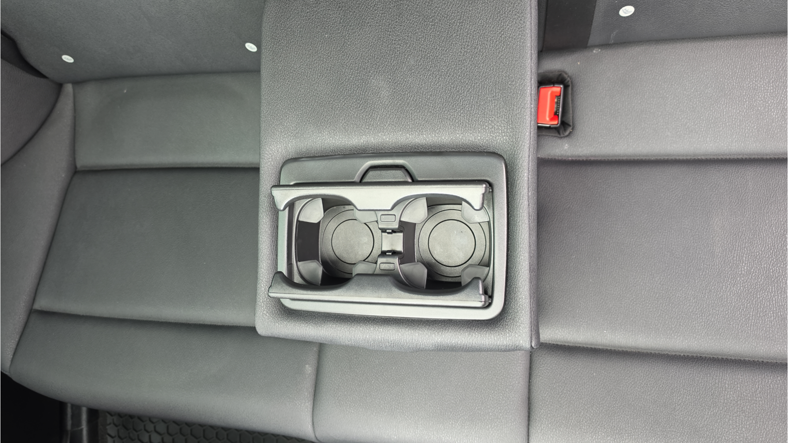 Used 2016 Gray BMW xDrive28i image 26