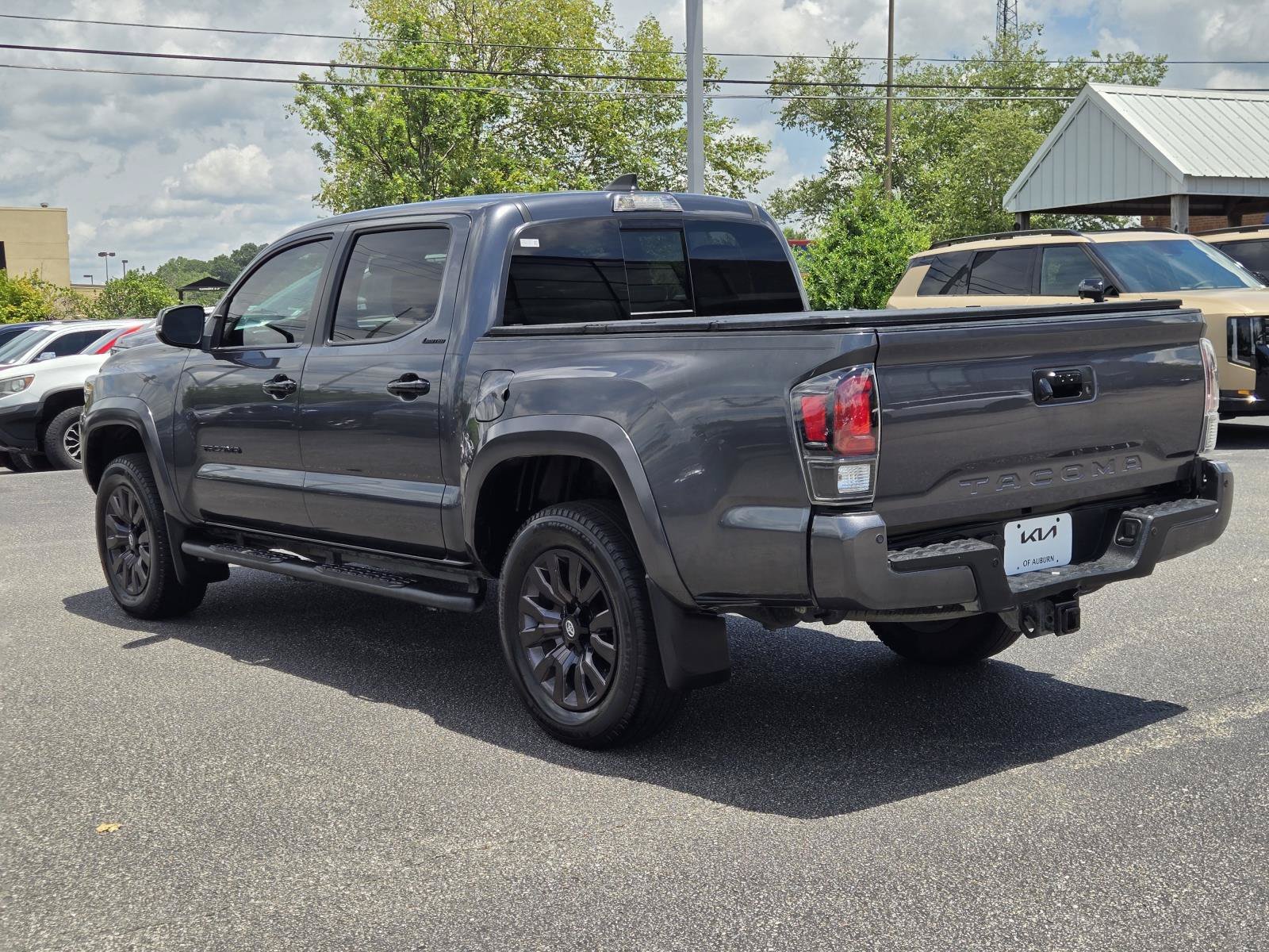 2023 Toyota Tacoma Limited - Photo 9