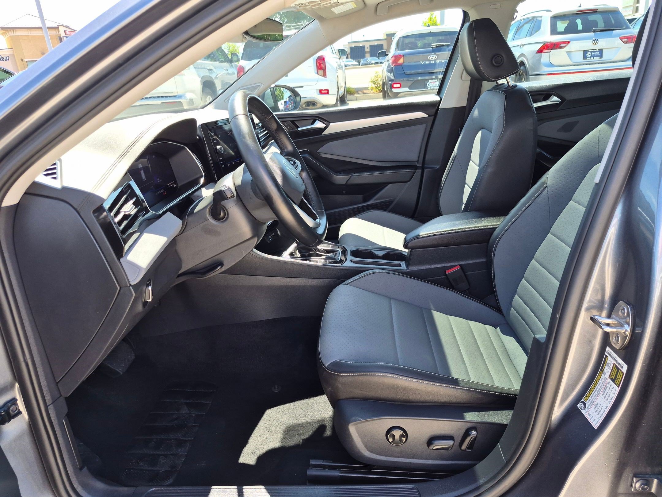 Certified Used 2025 Platinum Gray Metallic Volkswagen SE image 16