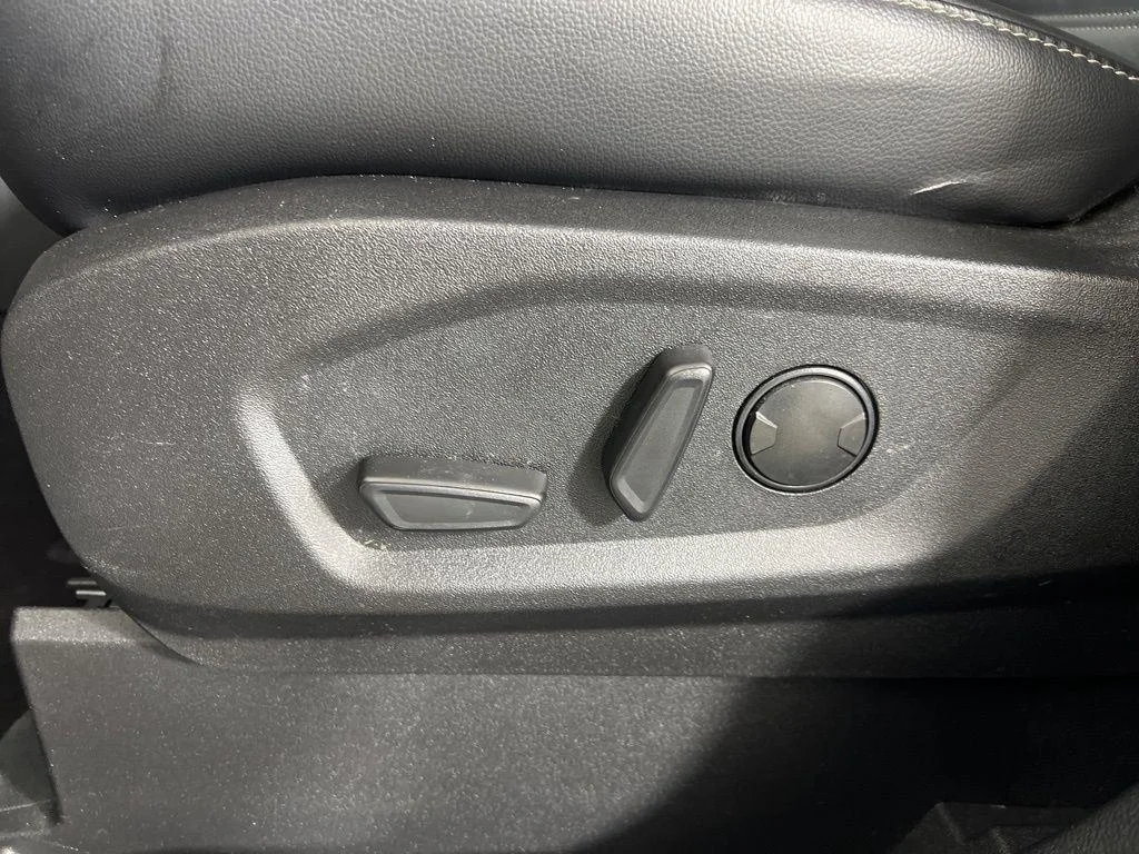 Used 2024 Gy Ford SEL image 15