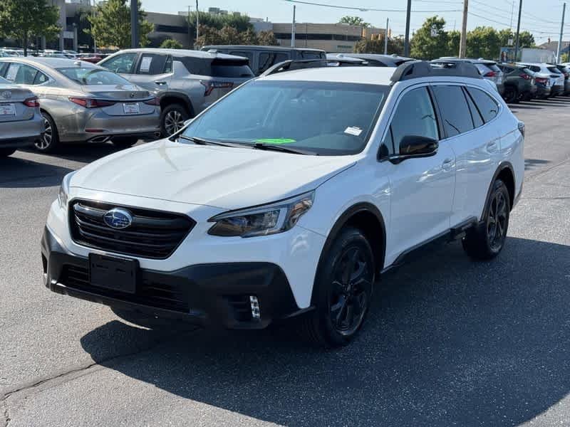 Used 2022 Crystal White Pearl Subaru Onyx Edition XT image 9