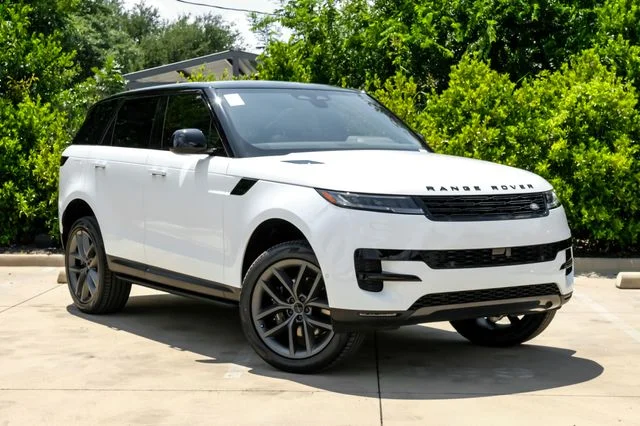 New 2026 Fuji White Land Rover SE image 6