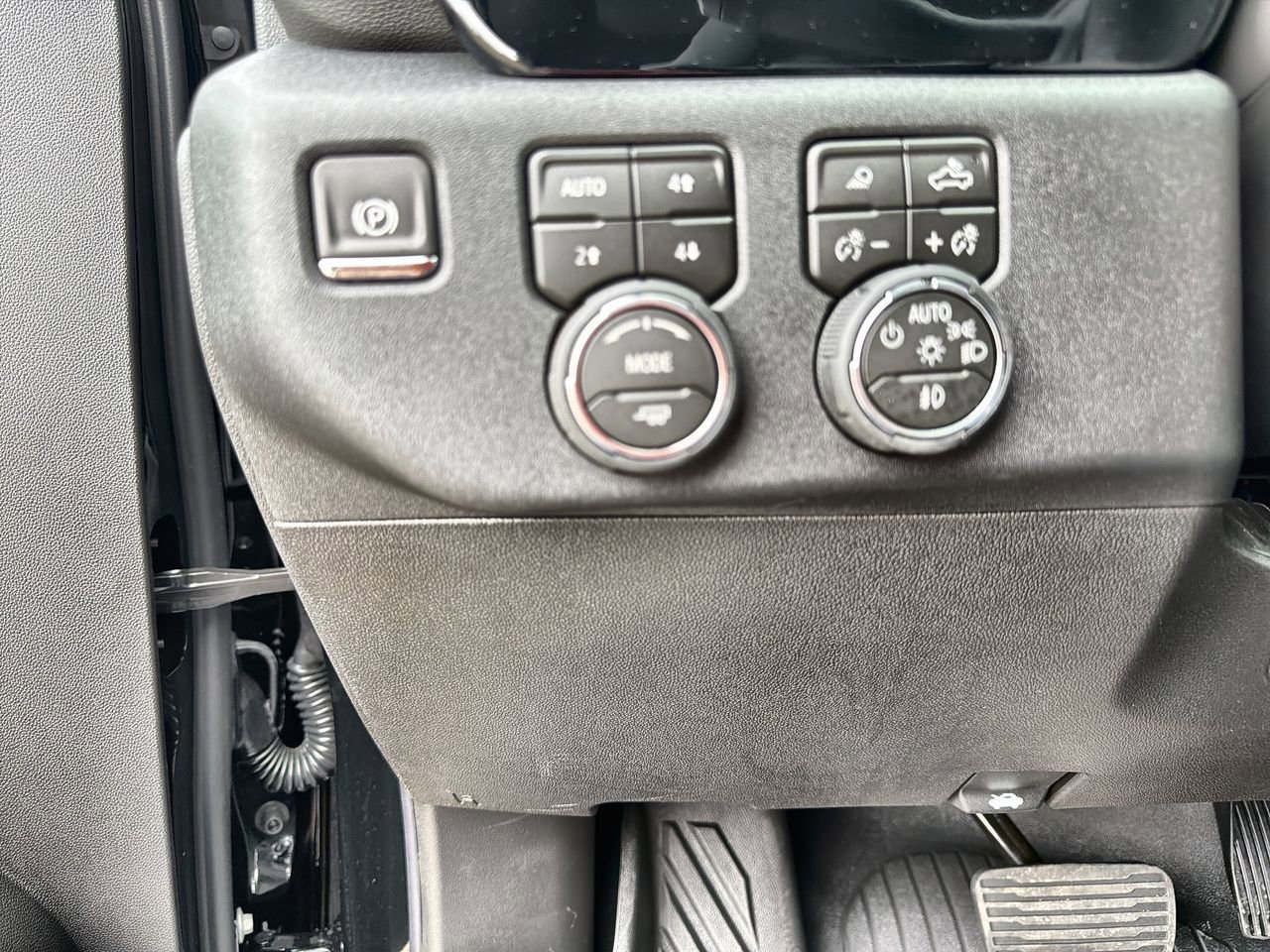2026 Chevrolet Silverado 1500 RST - Photo 15