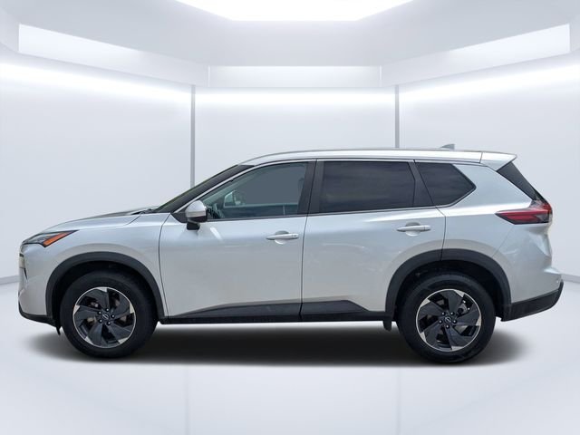Used 2024 Silver Nissan SV image 6