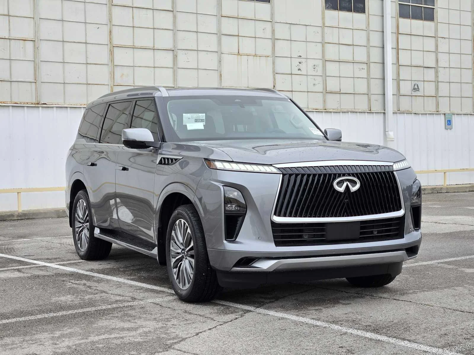 New 2026 DYNAMIC METAL INFINITI Luxe 2WD image 2