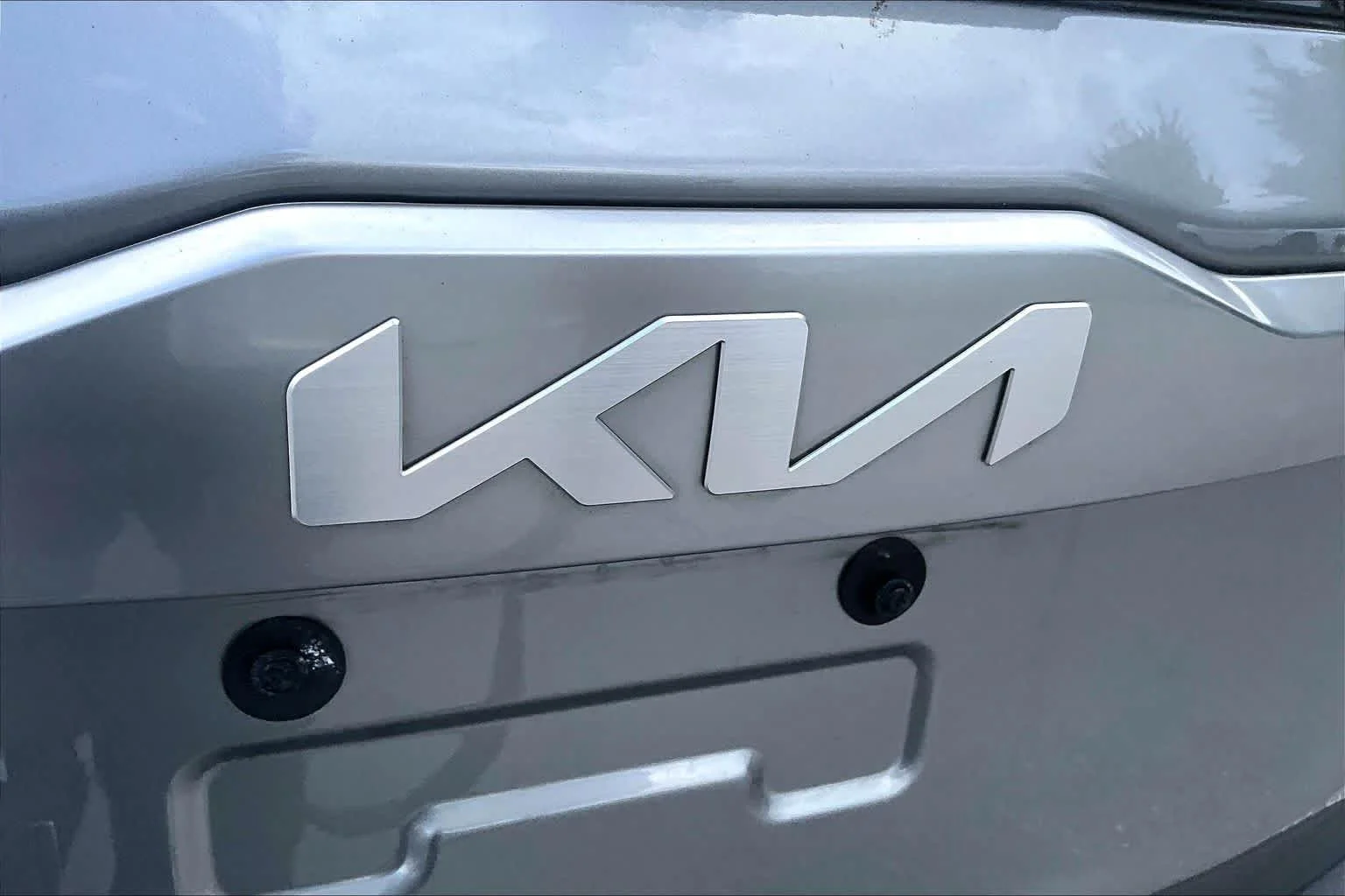 Used 2023 Steel Gray Kia LX image 30