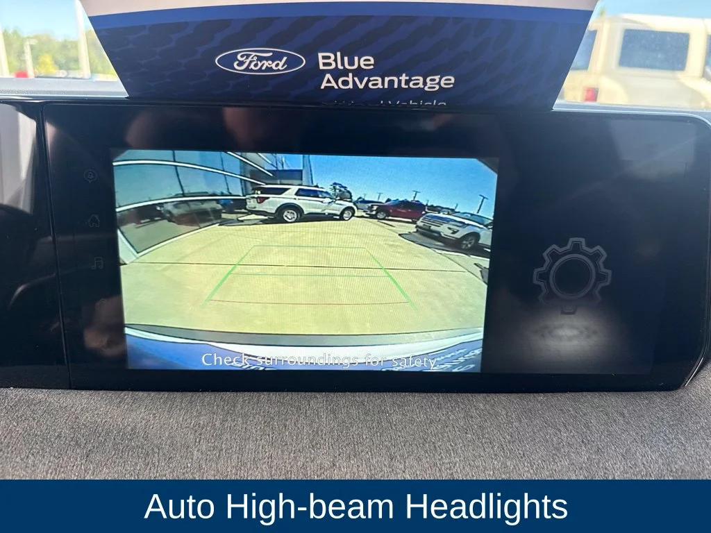 Certified Used 2025 Fresh Powder Nissan SV image 20