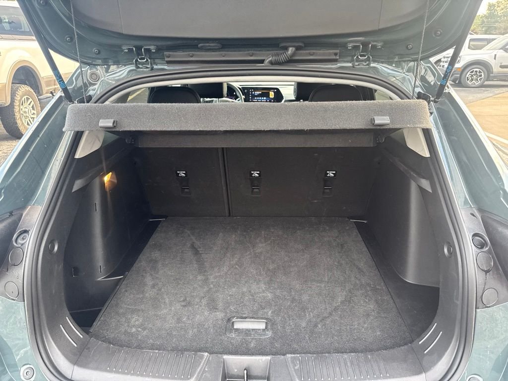 Used 2025 Gray Chevrolet LT image 39