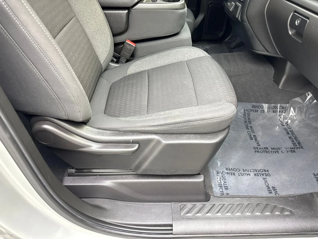 Used 2022 Silver Chevrolet Custom image 43